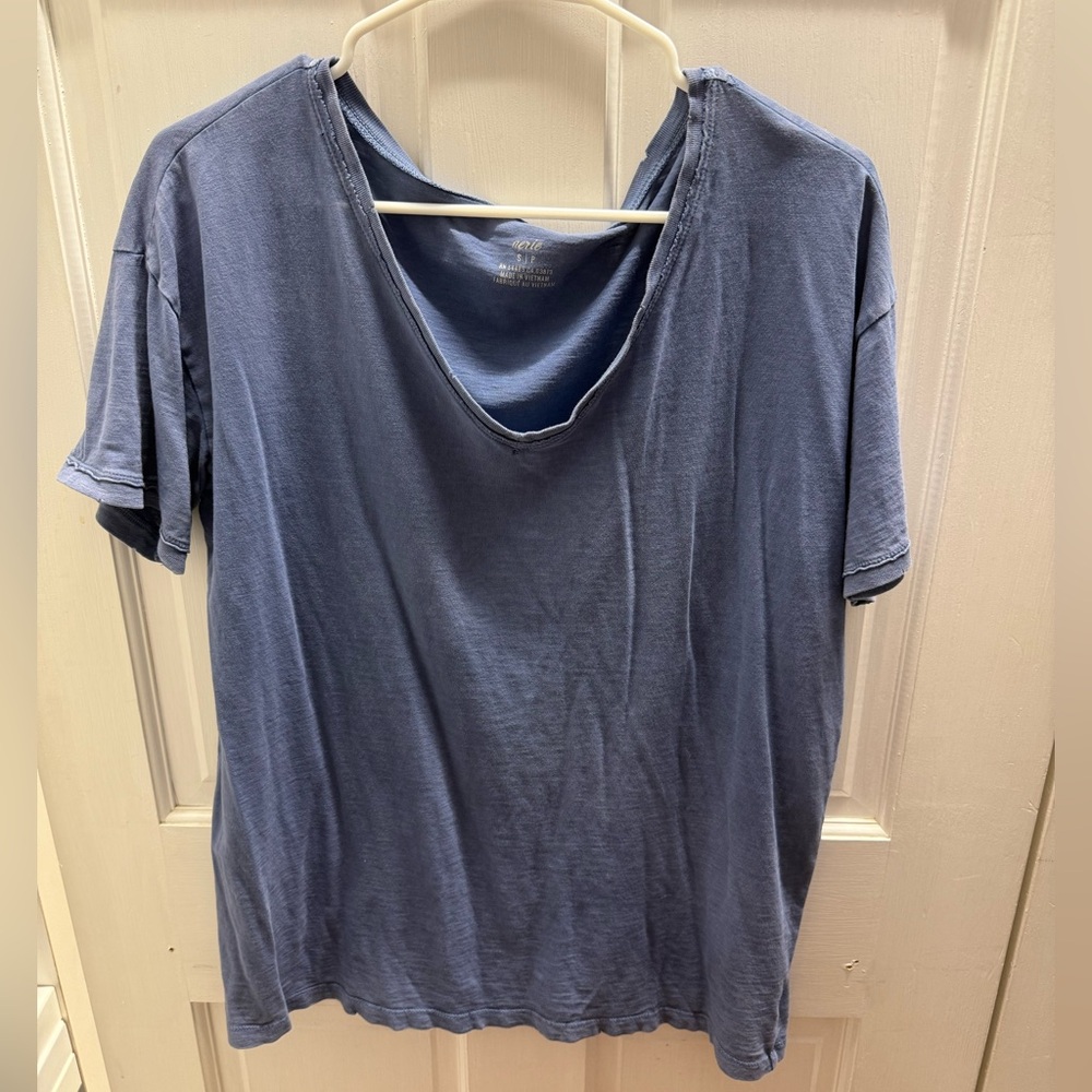 Aerie Distressed Blue Short Sleeve Tee